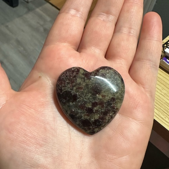 Garnet Heart Polished Stone - Picture 2 of 2
